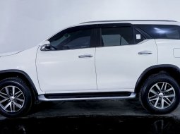 JUAL Toyota Fortuner 2.4 VRZ AT 2019 Putih 3