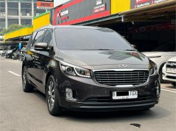 KIA GRAND SEDONA ULTIMATE AT COKLAT 2017‼️