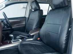 Toyota Fortuner 2.4 VRZ AT 2019 7