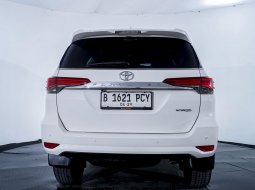 Toyota Fortuner 2.4 VRZ AT 2019 12