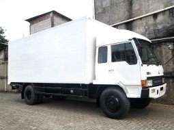 MULUS+banBARU MURAH Mitsubishi fuso engkel HL box aluminium 2013 2