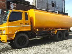 17rbKM+banBARU Mitsubishi Fuso tronton 6x4 HD tangki minyak air 2022