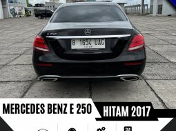 Mercedes-Benz E-Class E250  2017 4
