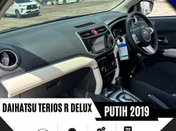 Daihatsu Terios R A/T Deluxe 2019 5