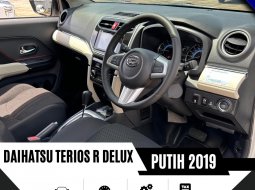 Daihatsu Terios R A/T Deluxe 2019 12