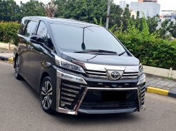 Toyota Vellfire 2.5 G A/T 2023 hitam km 22 ribuan pilotseat cash kredit proses bisa dibantu 2