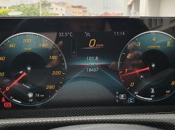 Mercedes-Benz CLA 200 AMG Line 2020 hitam km 18 ribuan cash kredit proses bisa dibantu 10