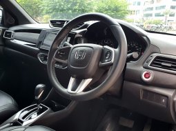 Honda BR-V Prestige CVT 2022 matic km 36 ribuan putih 13