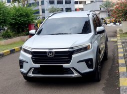Honda BR-V Prestige CVT 2022 matic km 36 ribuan putih 3