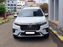 Honda BR-V Prestige CVT 2022 matic km 36 ribuan putih