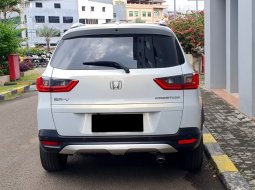 Honda BR-V Prestige CVT 2022 matic km 36 ribuan putih 5