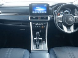 JUAL Mitsubishi Xpander Cross Premium AT 2021 Hitam 8