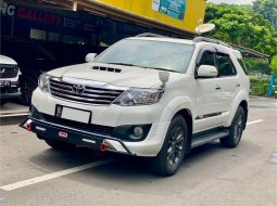 Toyota Fortuner G VNT TRD AT 2012 Putih 3