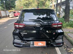 Toyota Raize 1.0T GR Sport CVT TSS 2021 Hitam 2