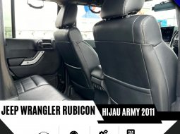 Jeep Wrangler Rubicon 4-Door 2011 9