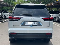 Toyota Innova Zenix V 2023 , LIKE NEW TERMURAH 4