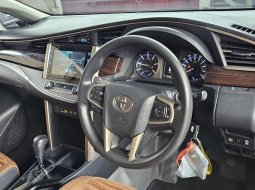 Toyota Innova 2.4 V A/T ( Matic Diesel ) 2019 Abu2 Mulus Siap Pakai Good Condition 9