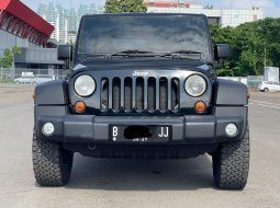 JEEP WRANGLER 3.8L AT HITAM 2011 DIJUAL CEPAT TERMURAH