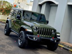 Jeep Wrangler Rubicon 4-Door 2023 hijau km 9 rb 2