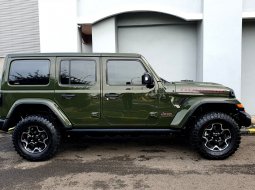 Jeep Wrangler Rubicon 4-Door 2023 hijau km 9 rb 8