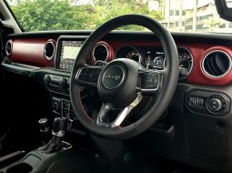 Jeep Wrangler Rubicon 4-Door 2023 hijau km 9 rb 19