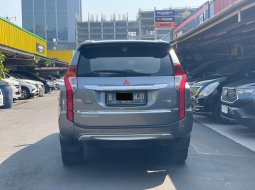 PAJERO SPORT DAKAR 4X2 AT 2016 , JUAL CEPAT 4