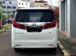 Toyota Alphard 2.5 G A/T 2019 putih km 13 ribuan antik 13