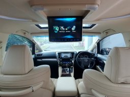 Toyota Alphard 2.5 G A/T 2019 putih km 13 ribuan antik 20