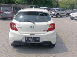 Honda Brio RS CVT 2021 5