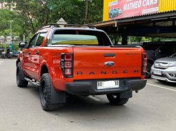 FORD WILDTRACK DOUBEL CABIN AT 2014 5