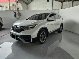 Honda CRV Sensing Prestige Turbo AT ( Matic ) 2022 Putih Low km 22rban Good Condition siap pakai 3