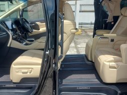 Toyota Alphard 2.5 G A/T 2022 15