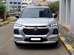 Suzuki Grand Vitara 2023 gx hybrid matic silver km 18 ribuan