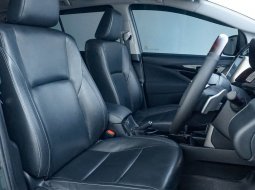 JUAL Toyota Innova 2.0 Venturer AT 2020 Abu-abu 6