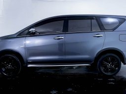 JUAL Toyota Innova 2.0 Venturer AT 2020 Abu-abu 3