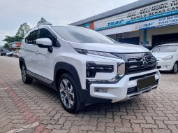 Mitsubishi Xpander Cross New Premium Package CVT 2023