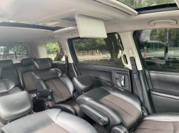 Nissan Elgrand Highway Star 2014 Hitam 8