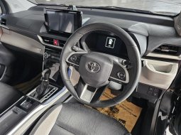 Toyota Avanza Veloz Q TSS AT ( Matic ) 2022 Hitam Low km 34rban Mulus Siap Pakai 11
