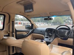HYUNDAI H1 ROYALE DIESEL AT HITAM 2018‼️ 8