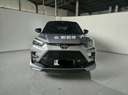 Toyota Raize GR 1.0 AT ( Matic ) 2022 Silver Low km 24rban
Mulus siap pakai