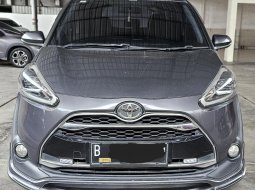 Toyota Sienta Q A/T ( Matic ) 2016 Abu2 Km 98rban Mulus Siap Pakai