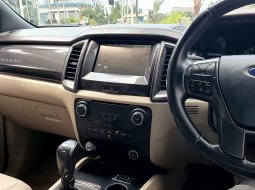 Ford Everest Titanium Plus 2015 matic diesel merah 11