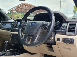 Ford Everest Titanium Plus 2015 matic diesel merah 13