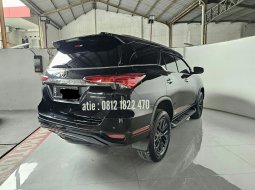 Toyota Fortuner VRZ TRD 2.4 diesel AT ( Matic ) 2020 Hitam Low km 49rban jakarta 4