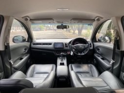 Honda HR-V 1.5 Spesical Edition 2021 Abu-abu 7