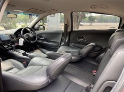 Honda HR-V 1.5 Spesical Edition 2021 Abu-abu 8