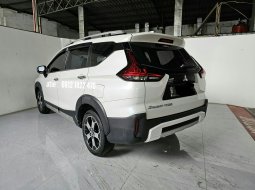 Mitsunishi Xpander Cross Premium AT ( Matic ) 2020 Putih km 48rban plat tangerang siap pakai 5