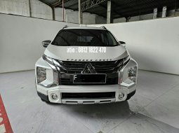 Mitsubishi Xpander Cross Premium AT ( Matic ) 2020 Putih Low km 28rban plat sukabumi siap pakai