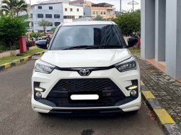 Toyota Raize 1.0T GR Sport CVT (One Tone) 2024 putih km 17 ribuan cash kredit proses bisa