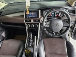 Mitsunishi Xpander Cross Premium AT ( Matic ) 2020 Putih km 48rban plat tangerang siap pakai 9